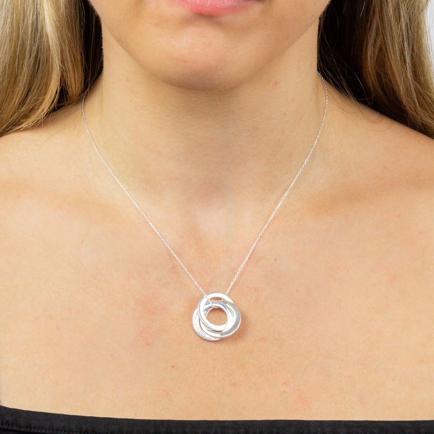Triple Interlinked Circles Necklace