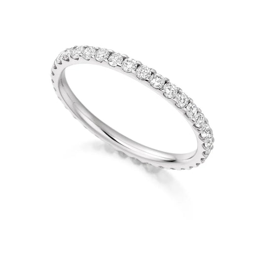 Round Brilliant Shared Claw Ring